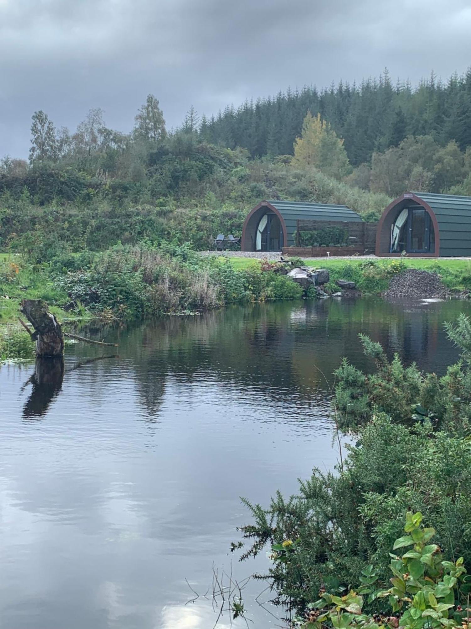 Villa Red Squirrel Pod With Hot Tub Oban Exterior foto